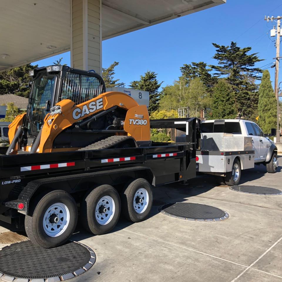 Clean up Equipment case TV 380 and PJ Triple Axle Dump Trailer